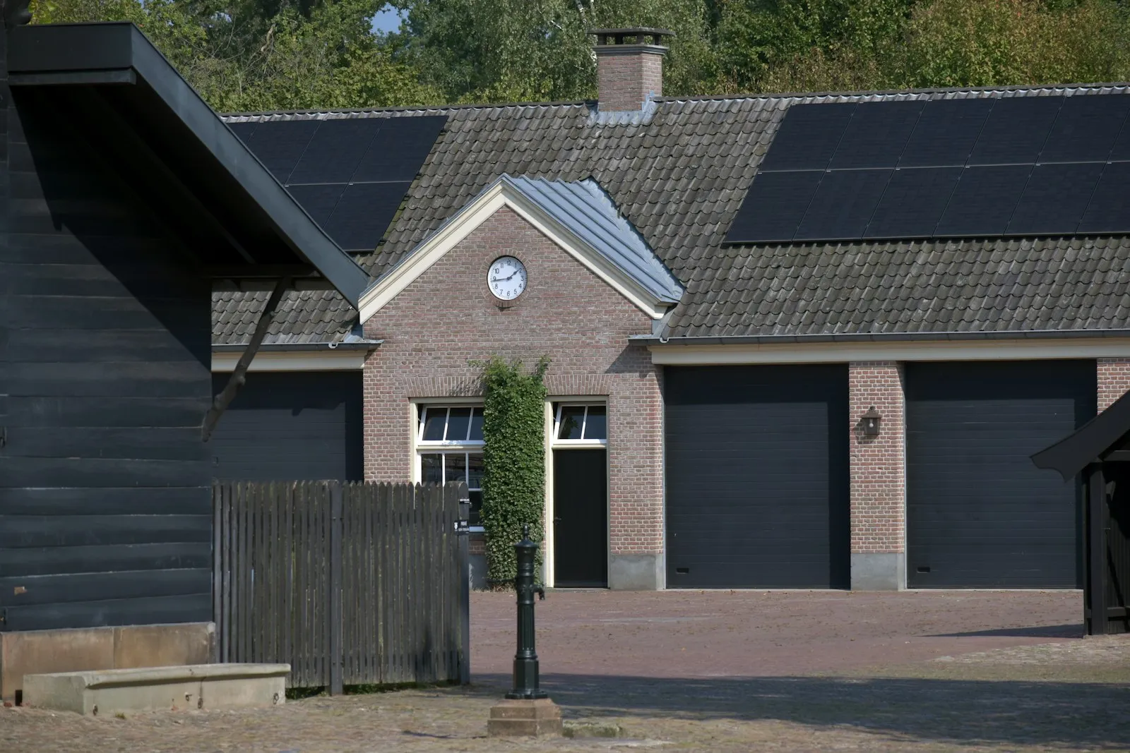 Enexis zonnepanelen dimmen vergoeding Noord-Brabant
